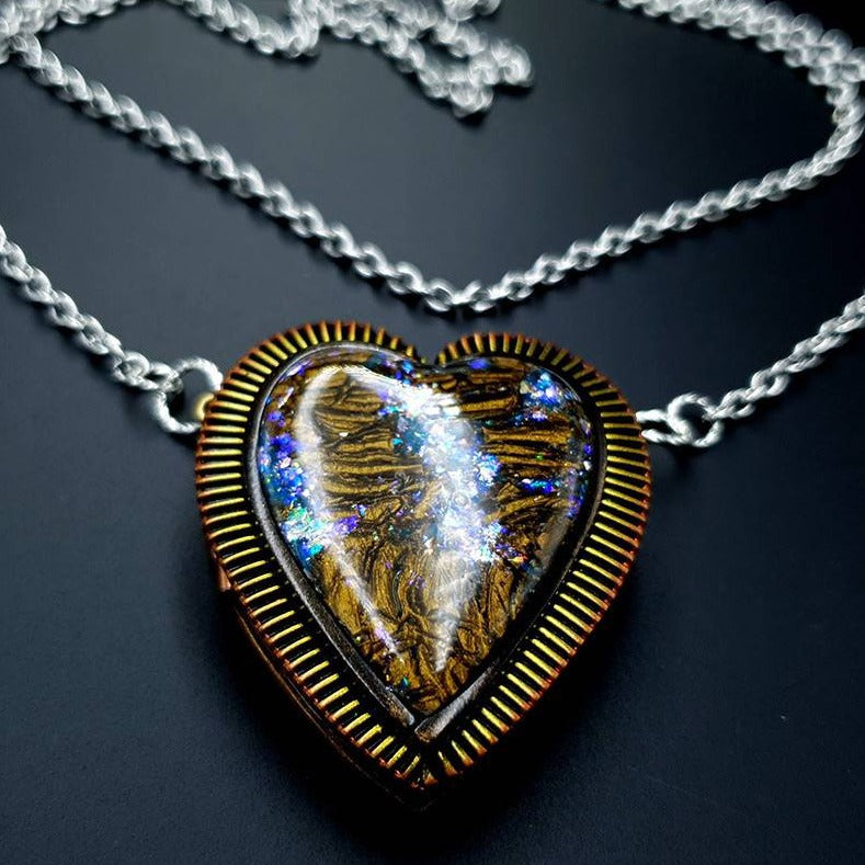 Pendant Photo Frame ~ Blue Light (Created by Ludmila Bakulina)